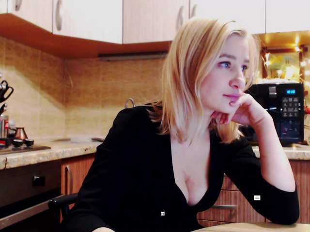 alya555's BongaCams show and profile
