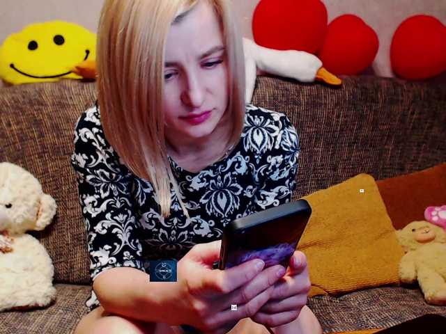 alya555's BongaCams show and profile