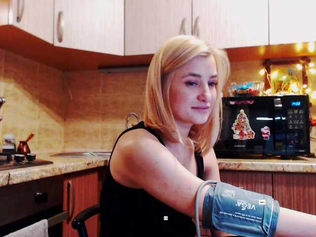 alya555's BongaCams show and profile