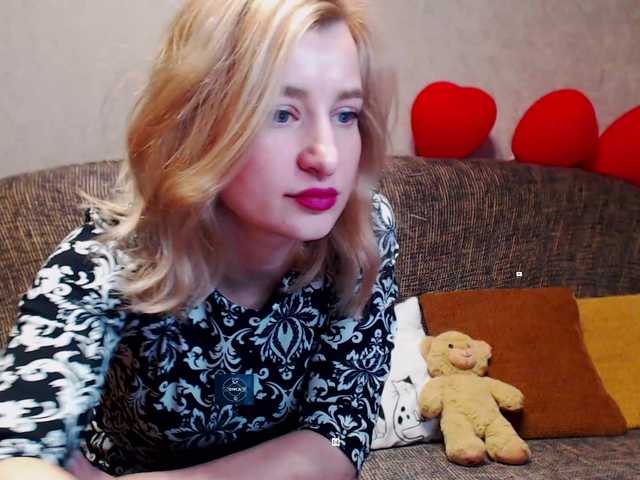 alya555's BongaCams show and profile