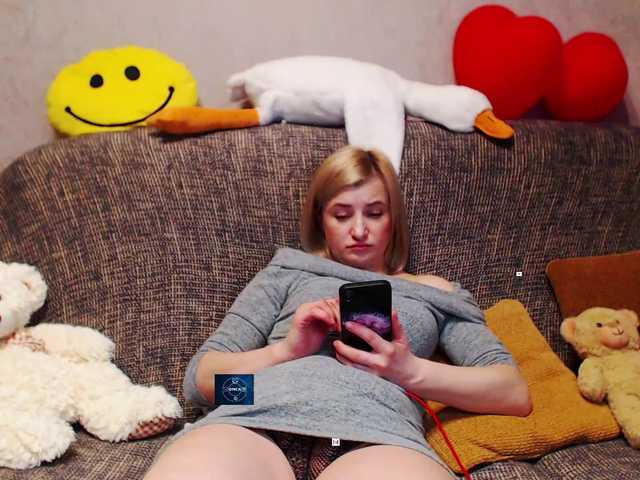 alya555's BongaCams show and profile