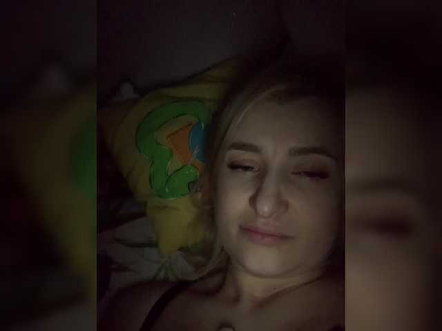 alya555's BongaCams show and profile