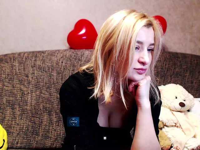 alya555's BongaCams show and profile