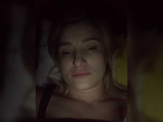 alya555's BongaCams show and profile