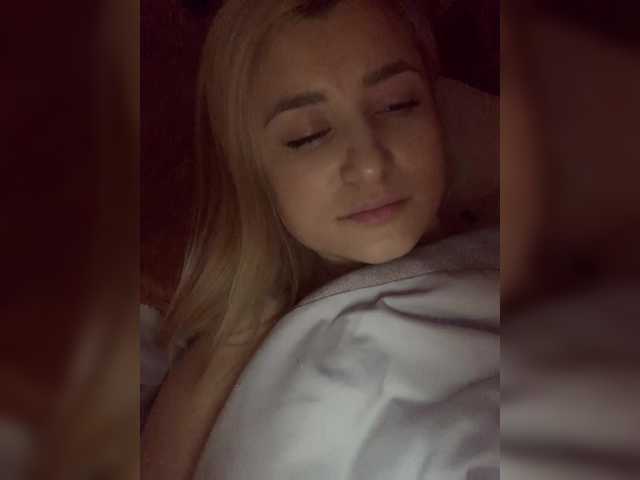 alya555's BongaCams show and profile