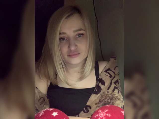 alya555's BongaCams show and profile