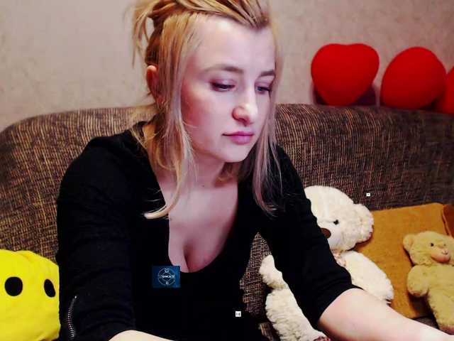 alya555's BongaCams show and profile