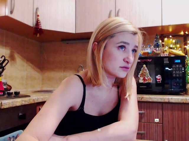 alya555's BongaCams show and profile