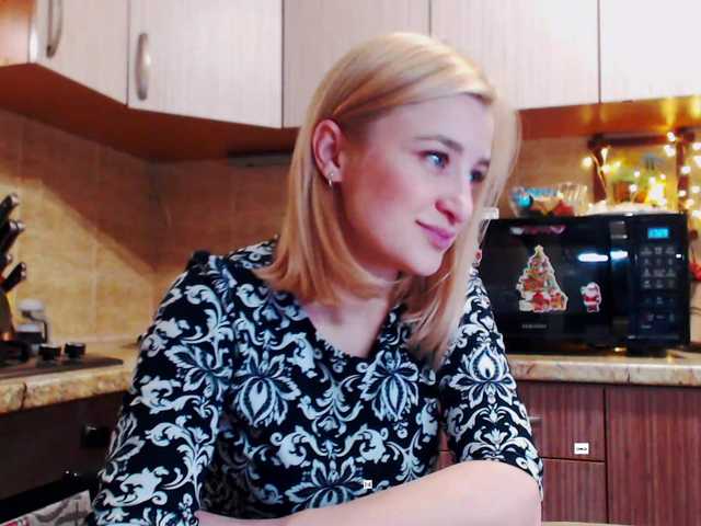alya555's BongaCams show and profile