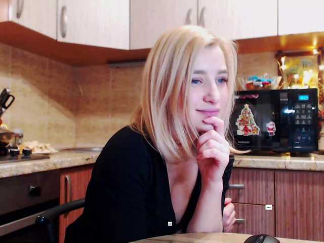 alya555's BongaCams show and profile