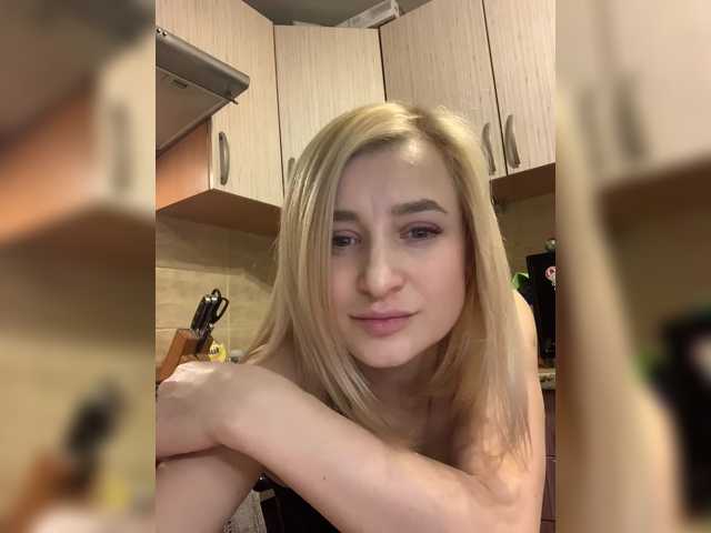 alya555's BongaCams show and profile