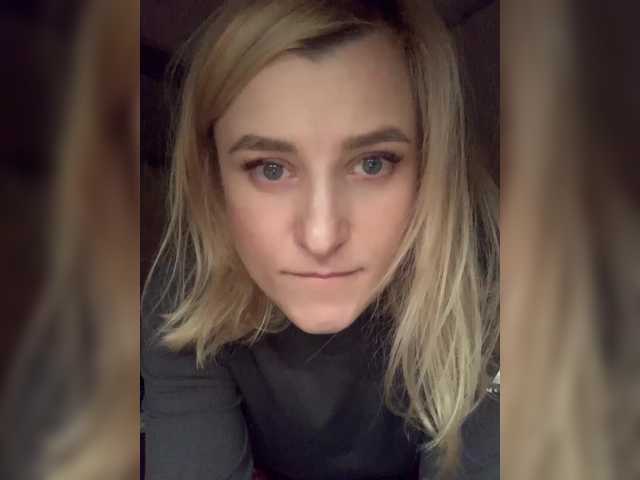 alya555's BongaCams show and profile