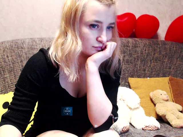 alya555's BongaCams show and profile