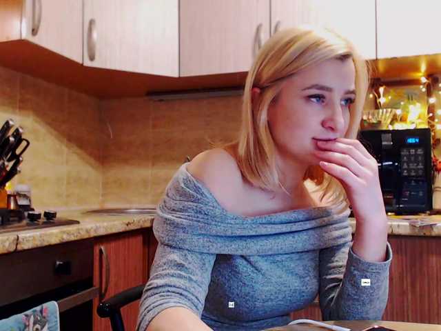 alya555's BongaCams show and profile