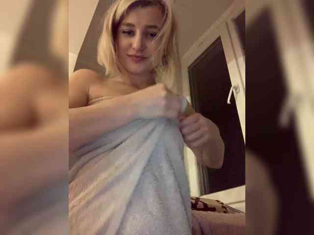 Ale4kaxx webcam