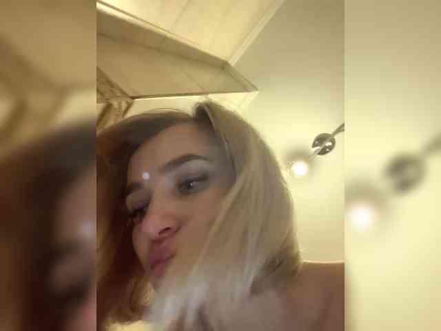 Ale4kaxx webcam