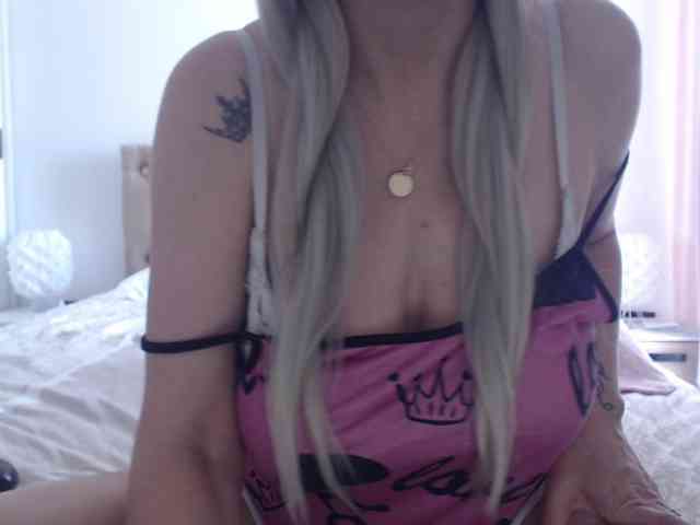 XXXSQUIRTYXXX webcam