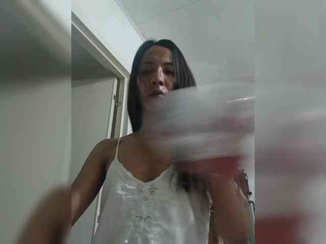 ashantydyosa Live Webcam on BongaCams