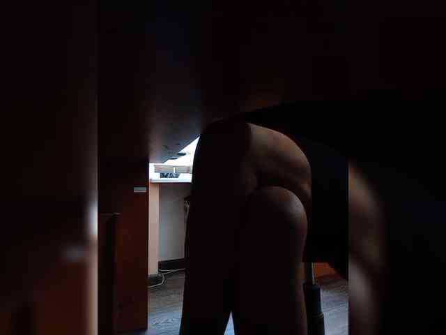 ula2015 Live Webcam on BongaCams