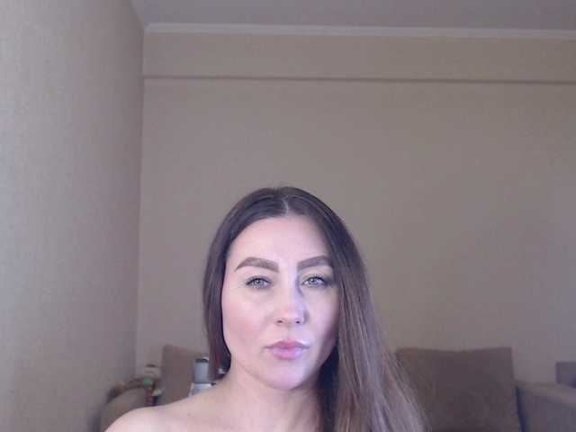 bigstarxxx's BongaCams show and profile