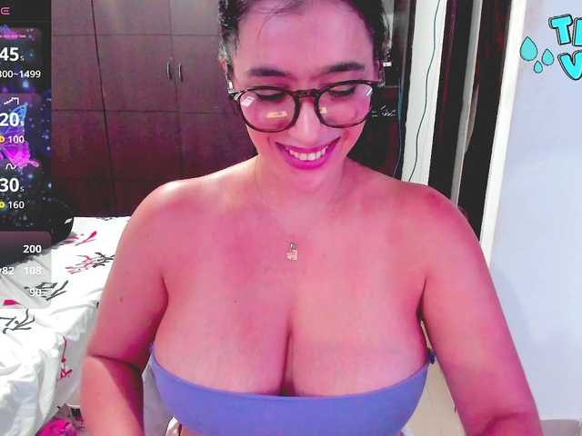  HUGETITS90XX chat room