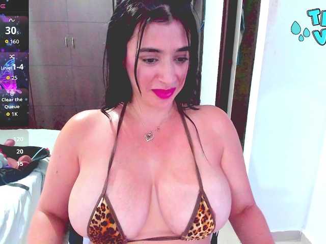 Preview of hugetits90xx