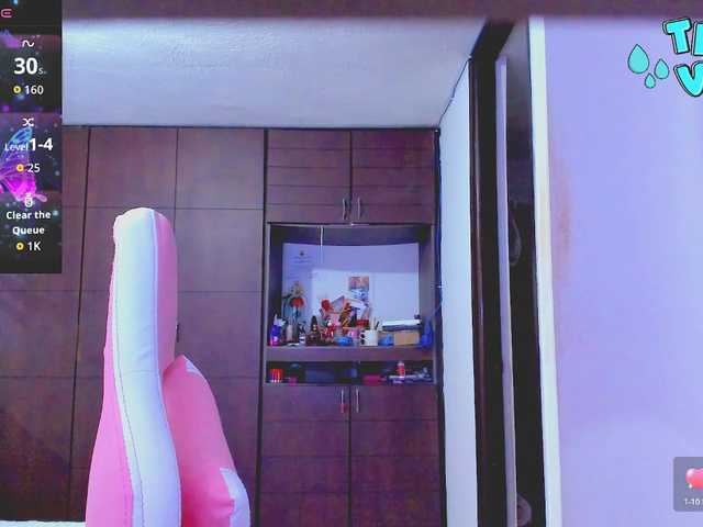 Preview of hugetits90xx