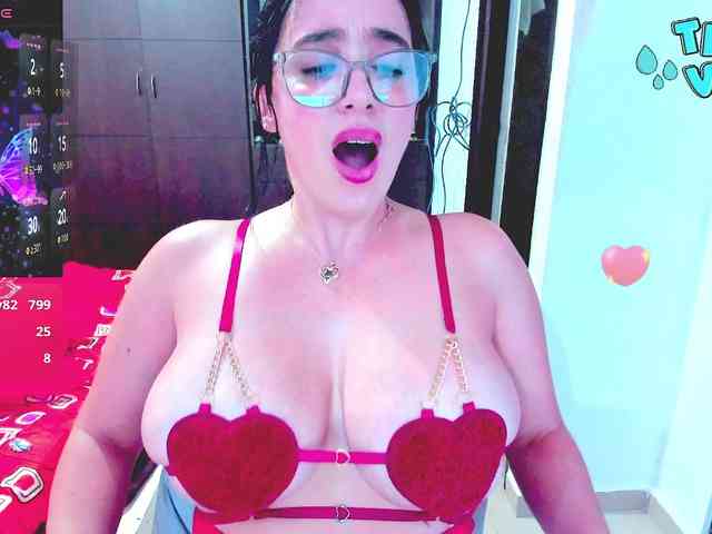 HUGETITS90XX HUGETITS90XX