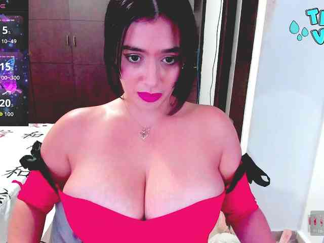 HUGETITS90XX HUGETITS90XX