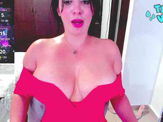 HUGETITS90XX HUGETITS90XX