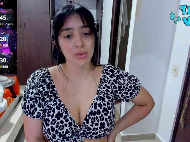 HUGETITS90XX webcam