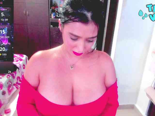 HUGETITS90XX HUGETITS90XX