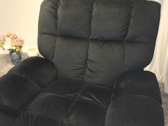 maggiemilff68's BongaCams show and profile