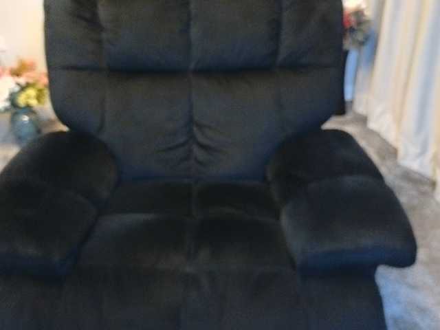 maggiemilff68's BongaCams show and profile