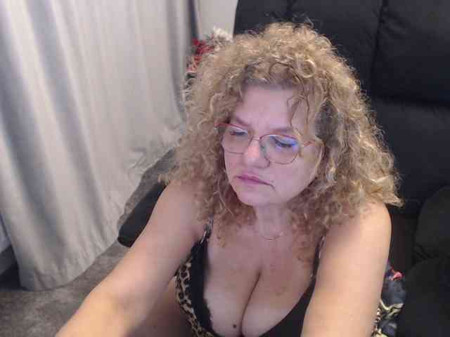 maggiemilff68 maggiemilff68