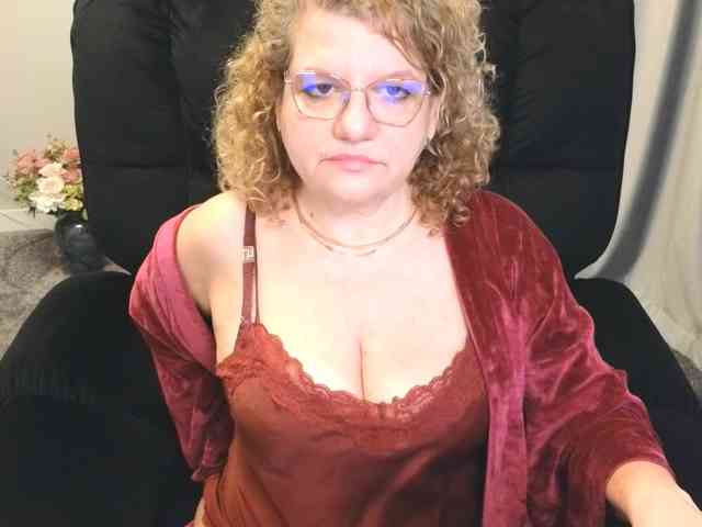 maggiemilff68 webcam