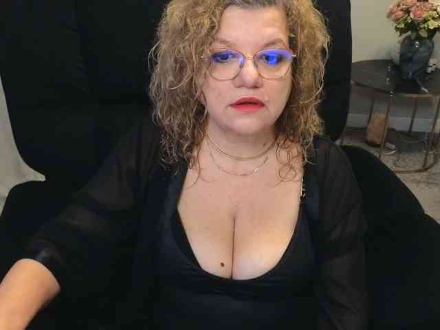 maggiemilff68 maggiemilff68