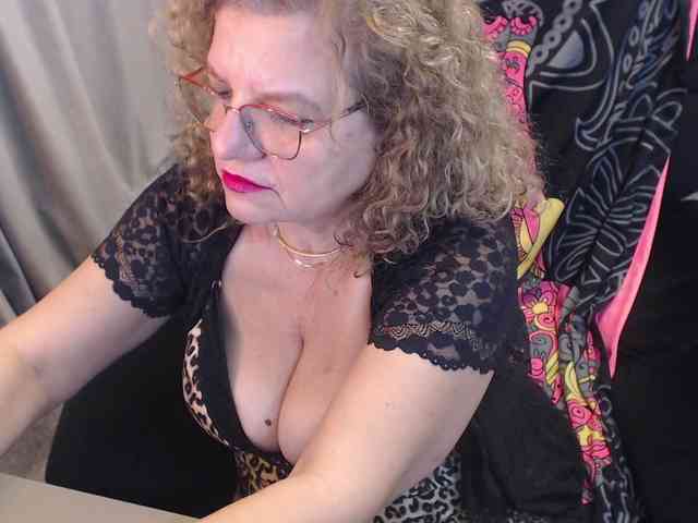 maggiemilff68 webcam