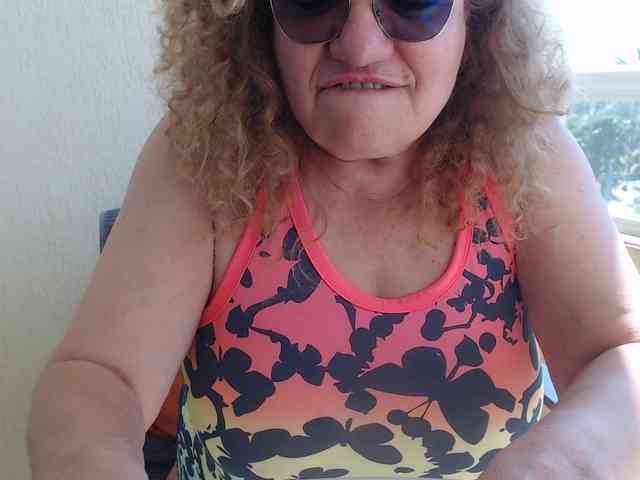 maggiemilff68 Live Webcam on BongaCams maggiemilff68 Live Webcam on BongaCams