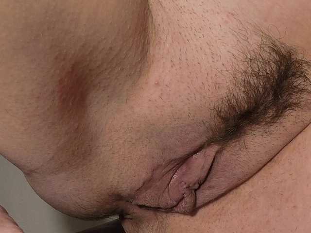 Xollan's BongaCams show and profile