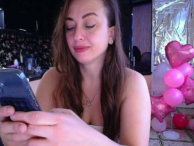 Redfox777's BongaCams show and profile