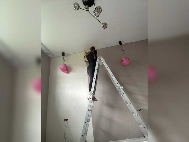 Redfox777's BongaCams show and profile