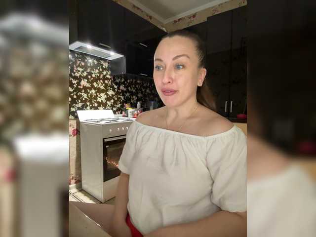 Redfox777's BongaCams show and profile