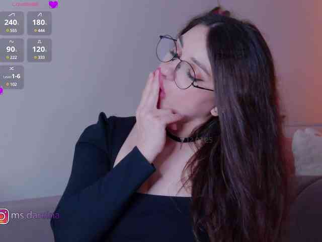 DaReina Live Webcam on BongaCams