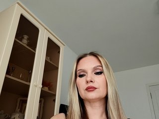 _SKYY_____ Porn Show