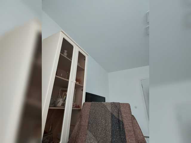 sura97's BongaCams show and profile