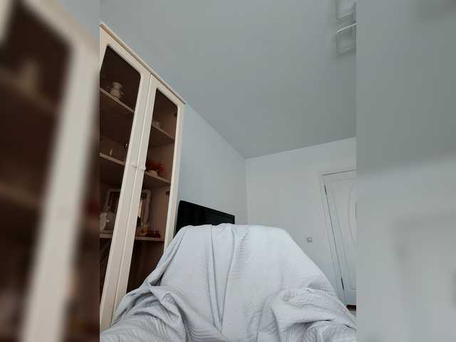 sura97's BongaCams show and profile