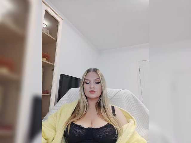 sura97 from BongaCams is Freechat