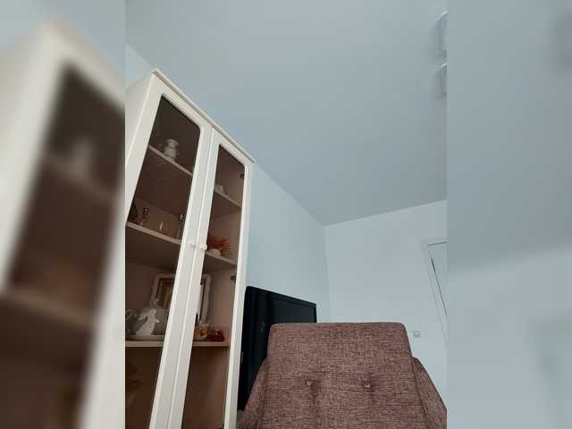 sura97's BongaCams show and profile