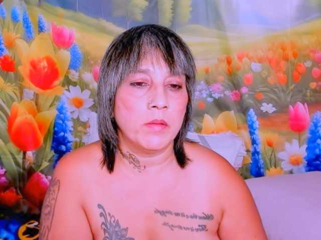 indianroxy from BongaCams is Freechat